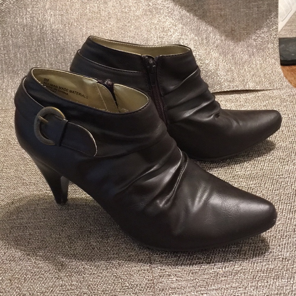 ⭐️LAST CALL- DONATING⭐️  Heeled Ankle Boots